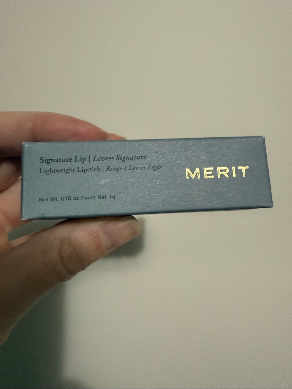 Merit Signature Lip in L’Avenue